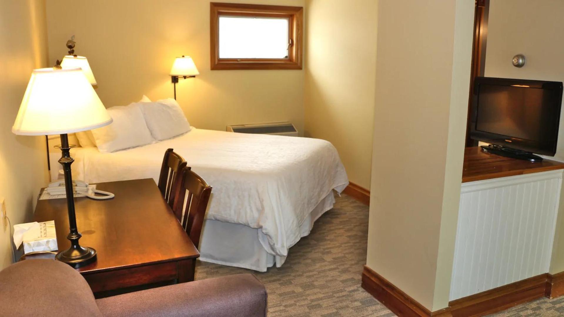 Kettle Creek Inn Port Stanley Exterior foto