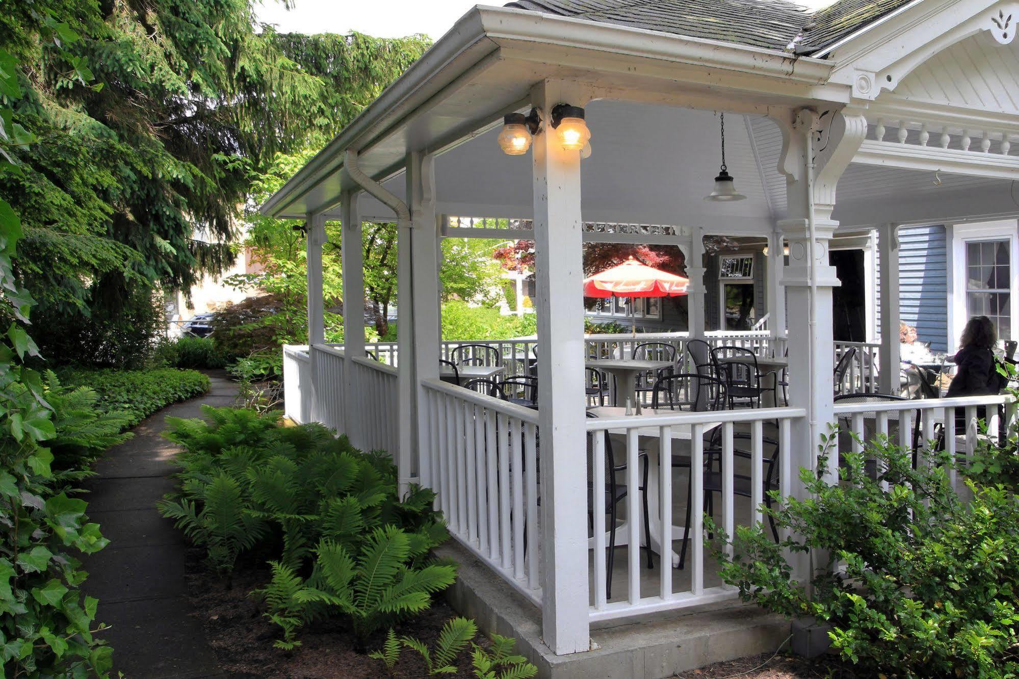 Kettle Creek Inn Port Stanley Exterior foto